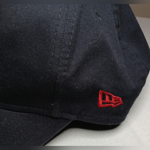 Atlanta Braves Navy blue hat with red glitter - Picture 3 of 10